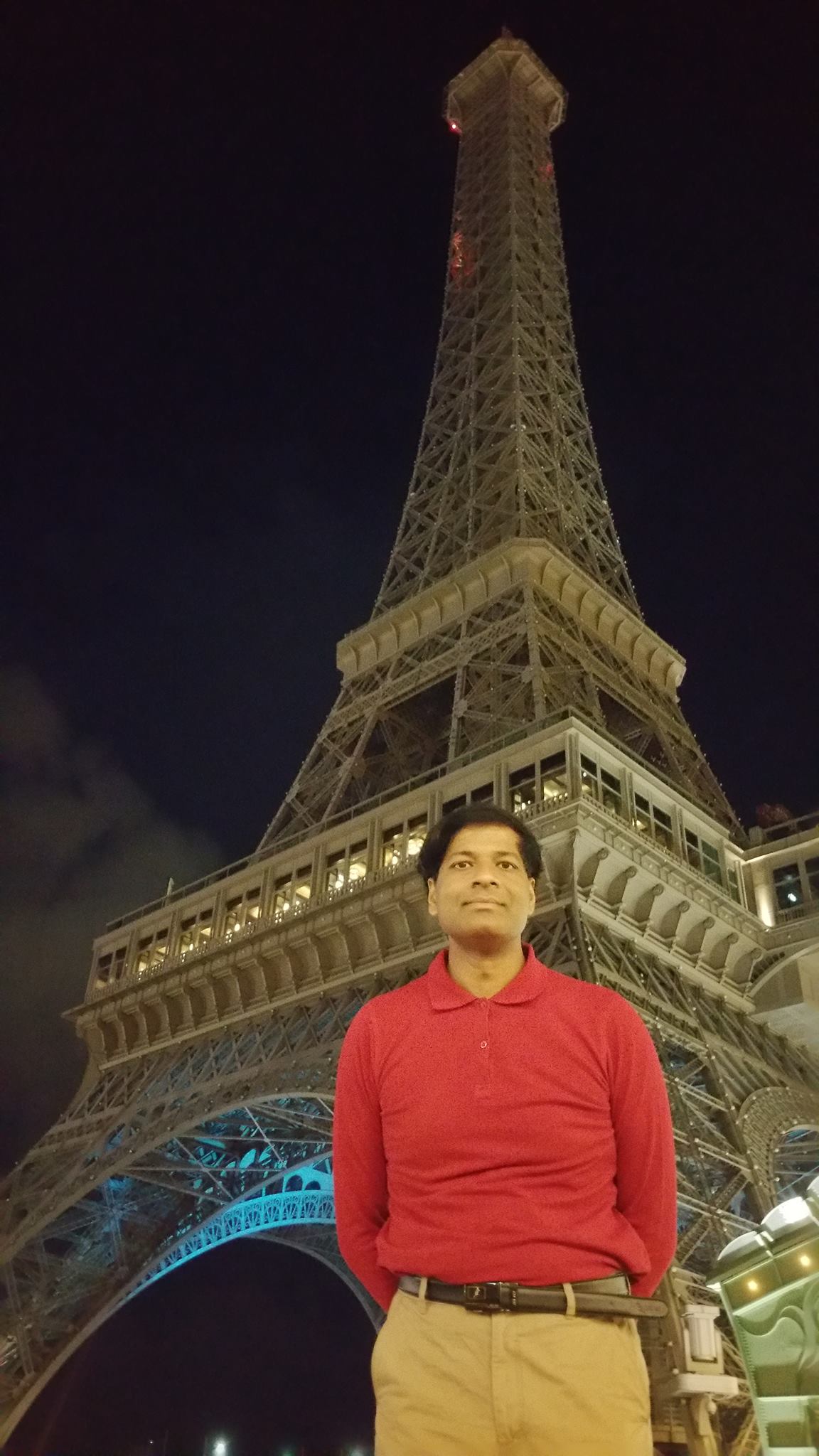 THE PARISIAN MACAO-PARIS & EIFFEL TOWER IN MACAO